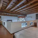 Guesthost - San Gregorio Magno Apartamento