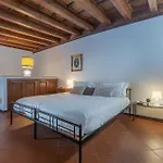 Guesthost - San Gregorio Magno Apartamento